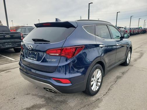 2018 Hyundai Santa Fe Sport 2.0L Turbo