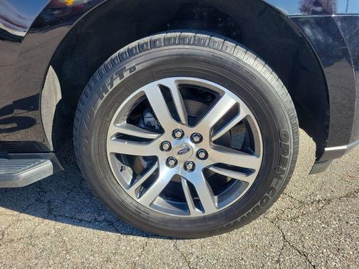 Black Metallic 2024 Ford Expedition Max Limited