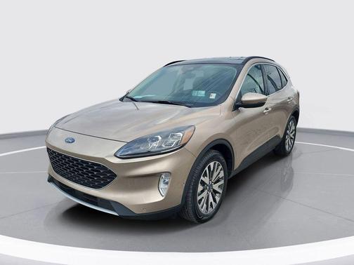 2020 Ford Escape Titanium Hybrid