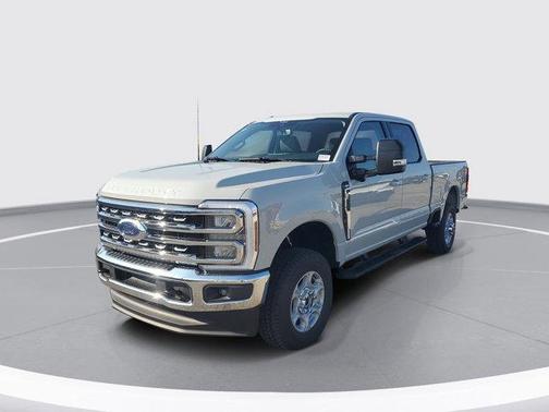 2026 Ford F-350 XLT