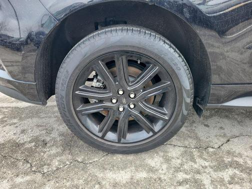 2022 Ford Edge ST Line