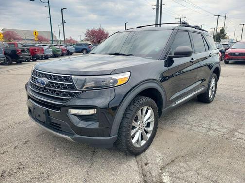 Black Metallic 2020 Ford Explorer XLT
