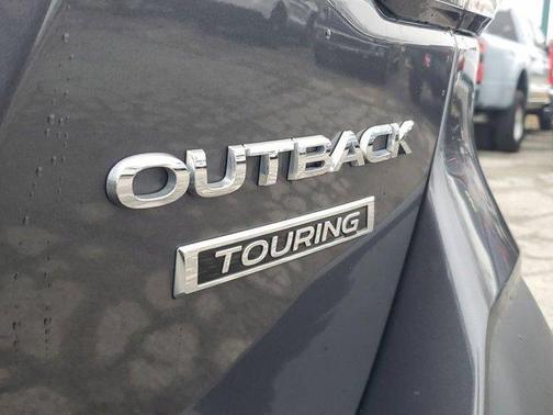 2020 Subaru Outback Touring