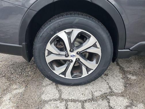2020 Subaru Outback Touring