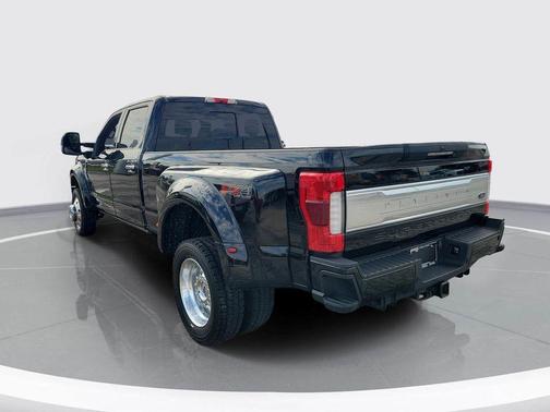 Black Metallic 2019 Ford F-450 Platinum