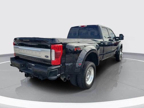 Black Metallic 2019 Ford F-450 Platinum