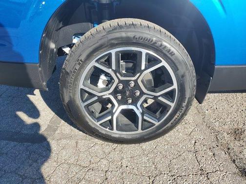 2025 Ford Maverick Lariat