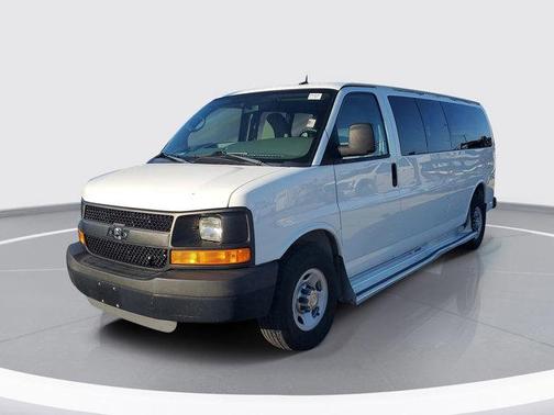 2011 Chevrolet Express 3500 LS
