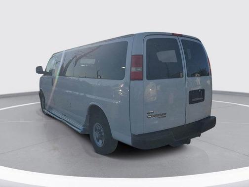 2011 Chevrolet Express 3500 LS