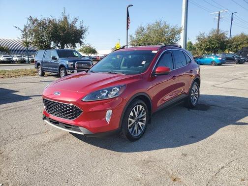 2020 Ford Escape Titanium