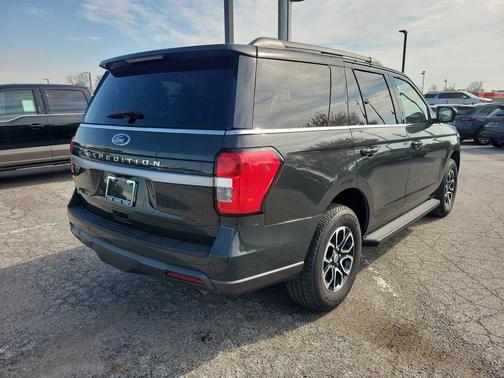 Green Metallic 2023 Ford Expedition XLT