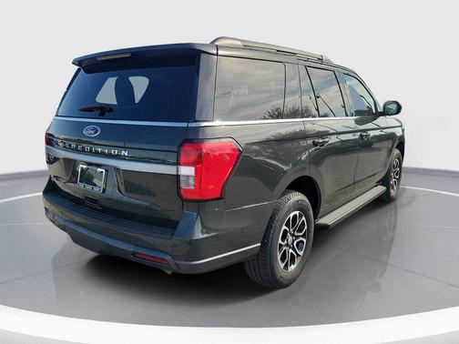 Green Metallic 2023 Ford Expedition XLT