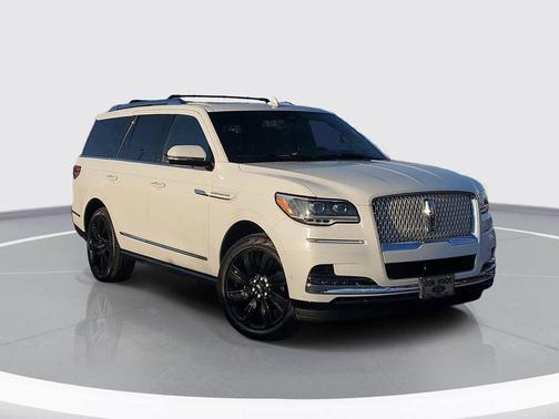 2022 Lincoln Navigator Reserve