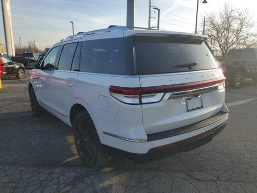2022 Lincoln Navigator Reserve