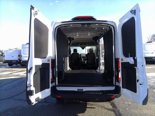 2026 Ford Transit-250 148 WB Medium Roof Cargo