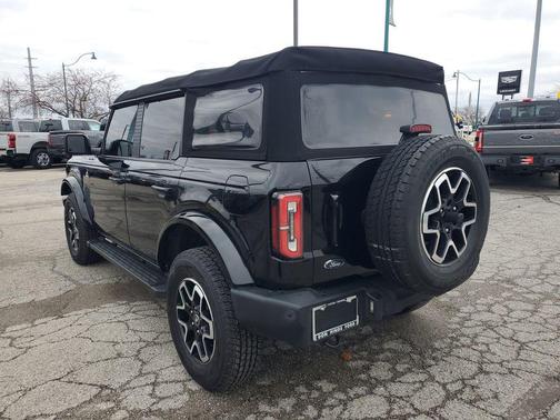 2022 Ford Bronco Outer Banks