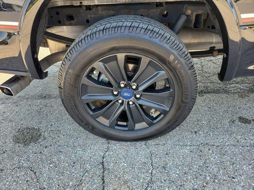 Black Metallic 2019 Ford F-150 Lariat