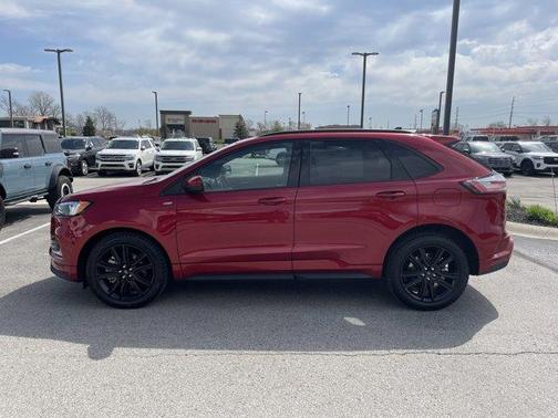 2022 Ford Edge ST Line
