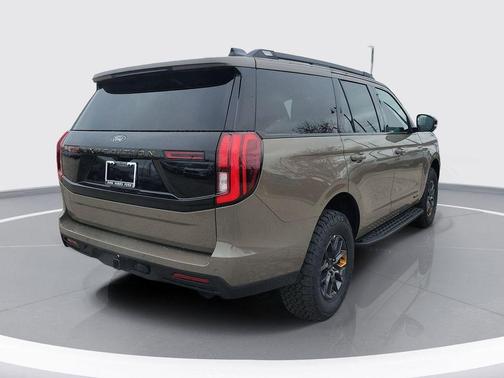 Gray 2026 Ford Expedition Tremor