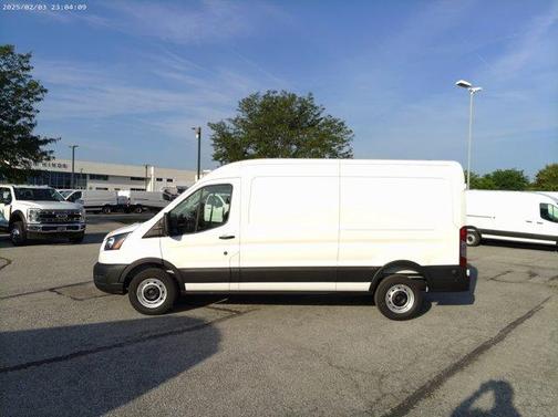 2025 Ford Transit-250 148 WB Medium Roof Cargo