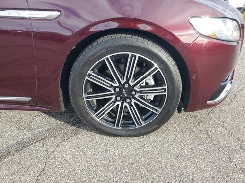 2017 Lincoln Continental Reserve