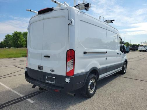 Oxford White 2023 Ford Transit-250 Base