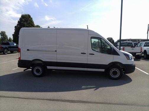 2025 Ford Transit-250 148 WB Medium Roof Cargo