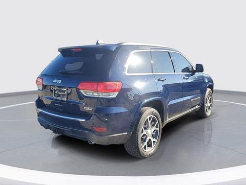 2018 Jeep Grand Cherokee Sterling Edition