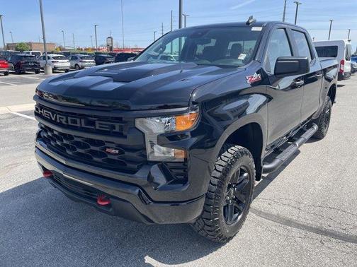 2022 Chevrolet Silverado 1500 Custom Trail Boss