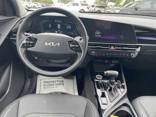 2024 Kia Niro EX