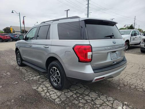 Silver Metallic 2024 Ford Expedition XLT