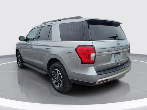 Silver Metallic 2024 Ford Expedition XLT