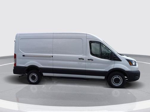 2025 Ford Transit-250 148 WB Medium Roof Cargo