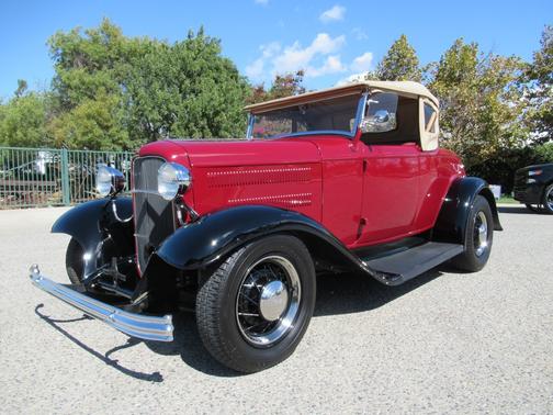 1932 Ford Model 18 