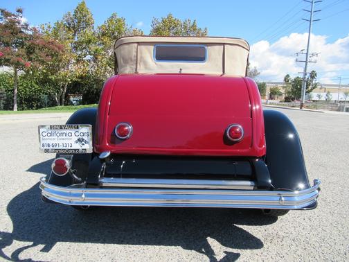 1932 Ford Model 18 