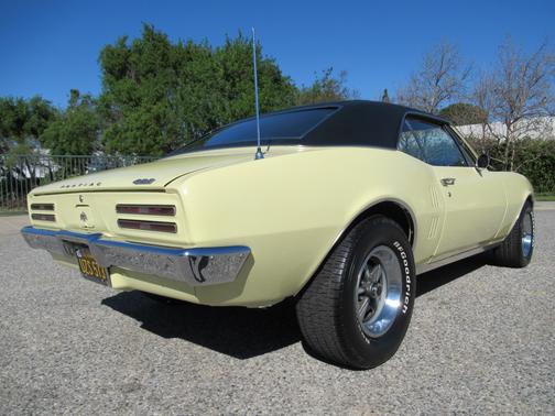 1967 Pontiac Firebird 