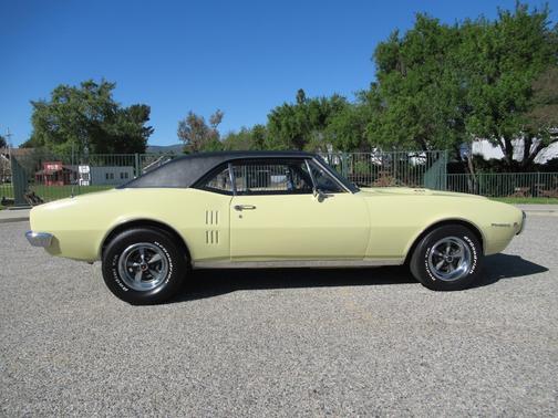 1967 Pontiac Firebird 