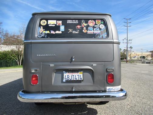 1968 Volkswagen Microbus 