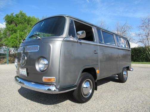 1968 Volkswagen Microbus 