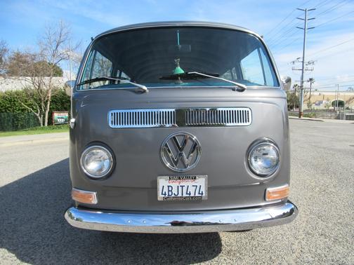 1968 Volkswagen Microbus 