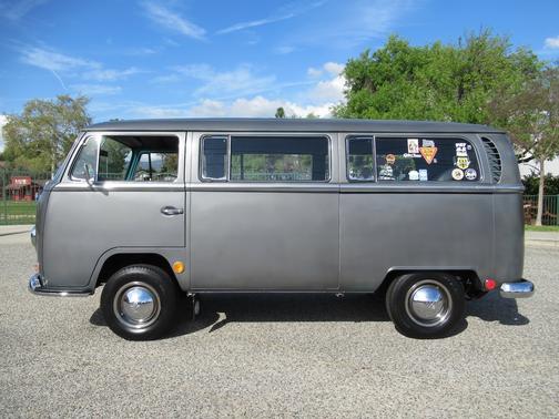 1968 Volkswagen Microbus 