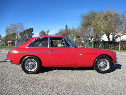 1967 MG MGB 