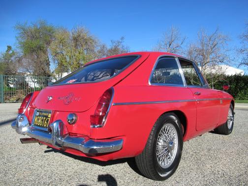 1967 MG MGB 