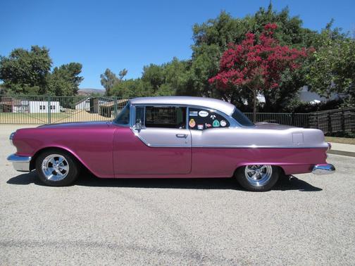 1955 Pontiac Chieftain