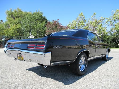 Starlight Black 1967 Pontiac GTO