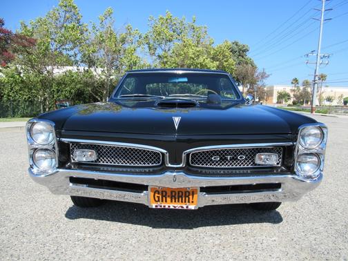 Starlight Black 1967 Pontiac GTO
