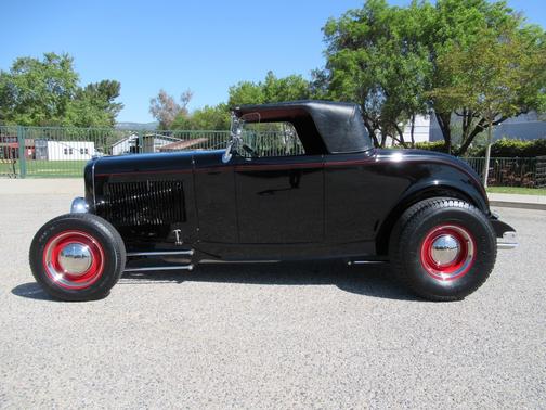 1932 Ford Model B Base