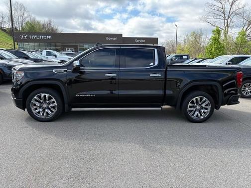 Onyx Black 2023 GMC Sierra 1500 Denali