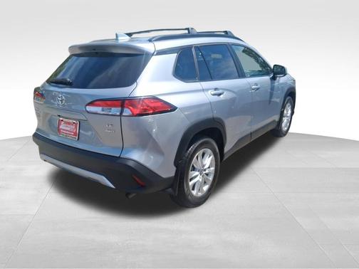 Silver 2024 Toyota Corolla Cross LE
