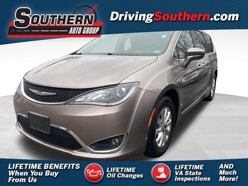 2018 Chrysler Pacifica Touring-L